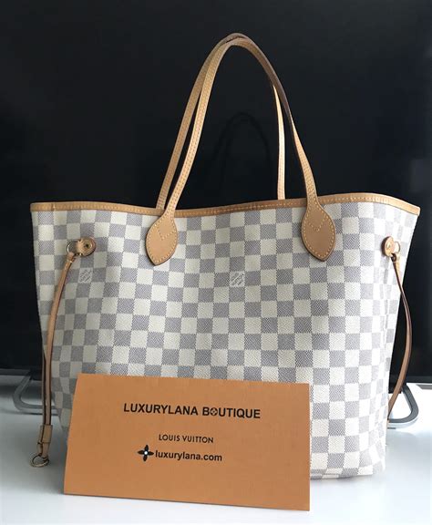 Louis Vuitton neverfull tote